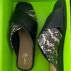 Sam Edelman sandals size 6W
